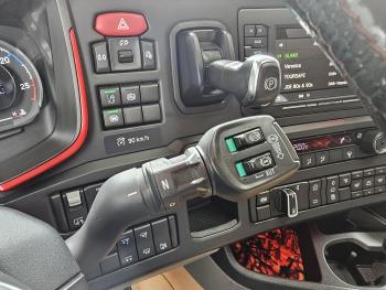 R580 V8 XT / 6x2 BOOGIE / RETARDER / HYDRAULIC / 80T